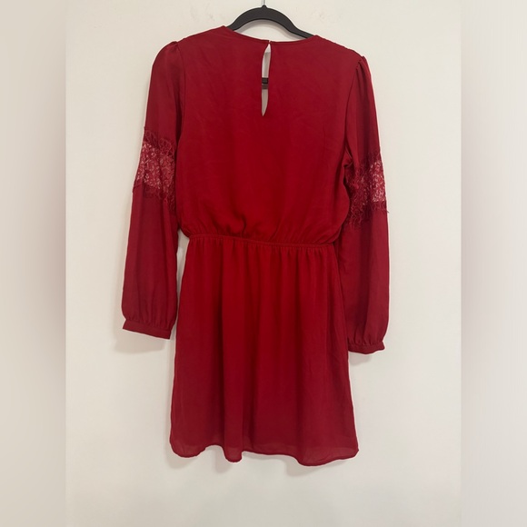 Express women’s red long sleeve dress - Picture 3 of 3